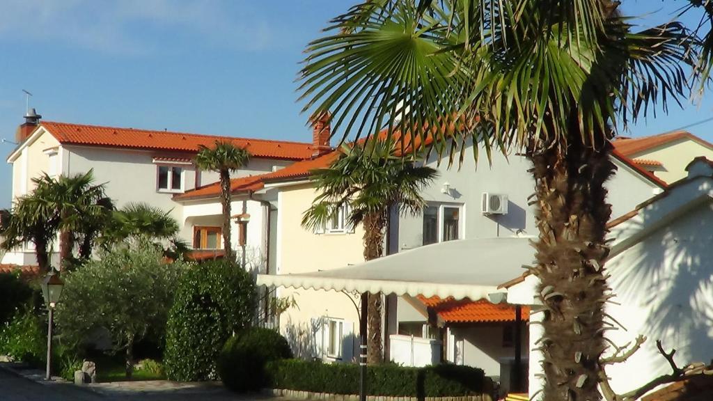 Villa Palma Malinska Exteriér fotografie